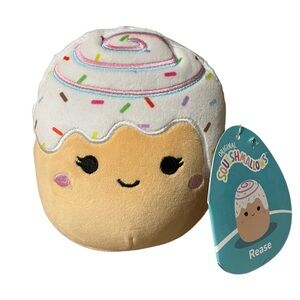 Squishmallow Rease the Cinnamon Roll 5” NWT